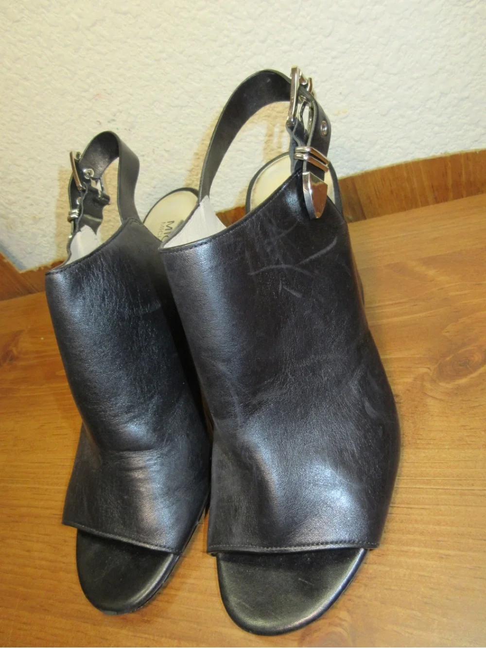 Michael Kors stylish black